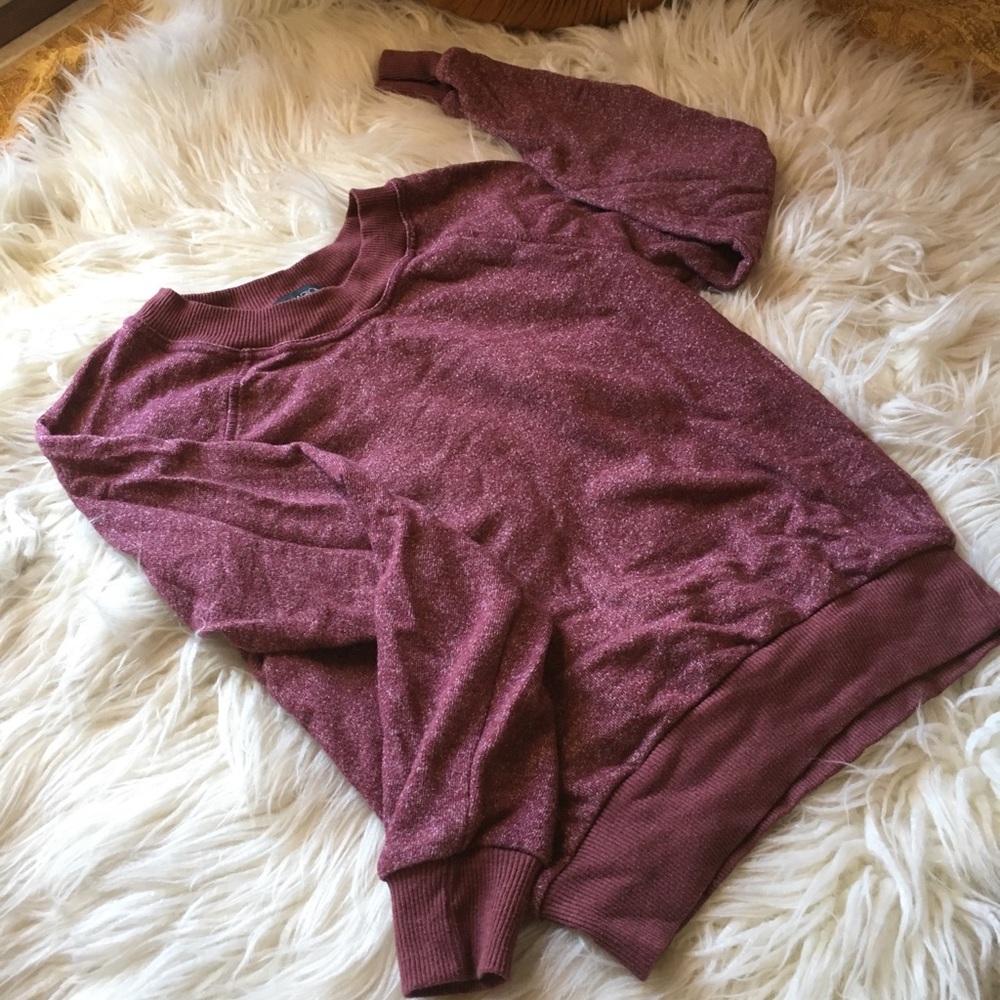 !!SOLD!! S raspberry-colored sweatshirt